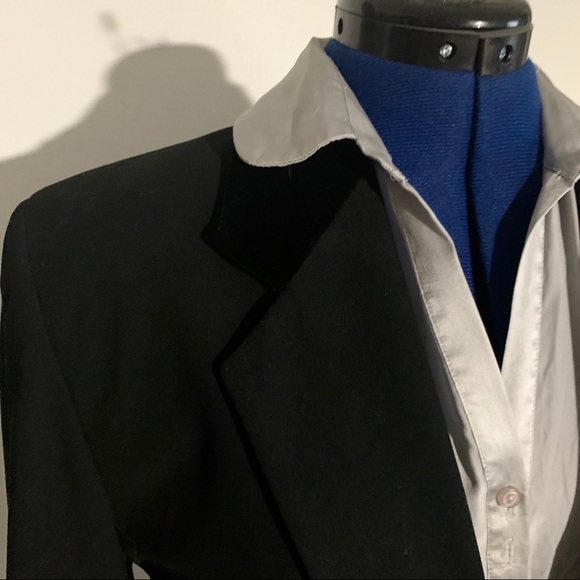 Donna Karen of New York Blk Blazer & Pant Suit  2 - Picture 1 of 10